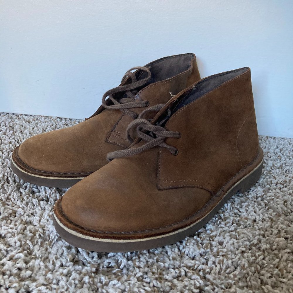 Clarks brown suede Chukka Boots Size 8